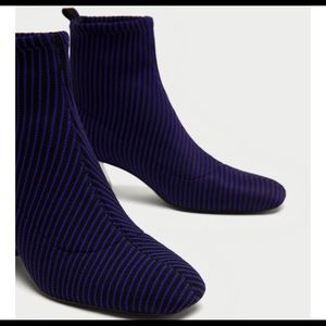 🌸ZARA Blue Stripe Sock Style Heel Ankle Booties Size 9